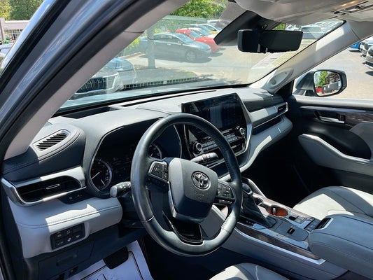 2020 Toyota Highlander Platinum in North Huntingdon, PA - Jim Shorkey Auto Group