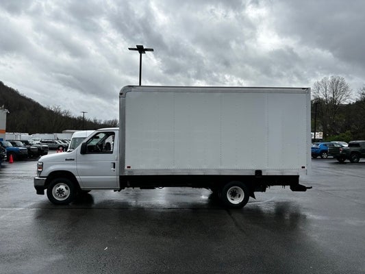 2023 Ford E-450SD Base DRW / 7.3L V8 / 16' Dry Freight Box in North Huntingdon, PA - Jim Shorkey Auto Group