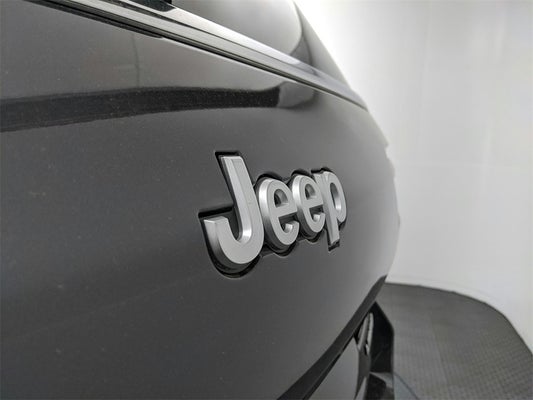 2024 Jeep Grand Cherokee GRAND CHEROKEE L LIMITED 4X4 in North Huntingdon, PA - Jim Shorkey Auto Group