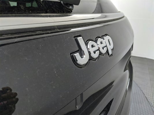 2024 Jeep Compass COMPASS LATITUDE LUX 4X4 in North Huntingdon, PA - Jim Shorkey Auto Group