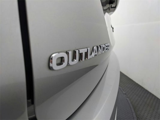 2022 Mitsubishi Outlander SE in North Huntingdon, PA - Jim Shorkey Auto Group