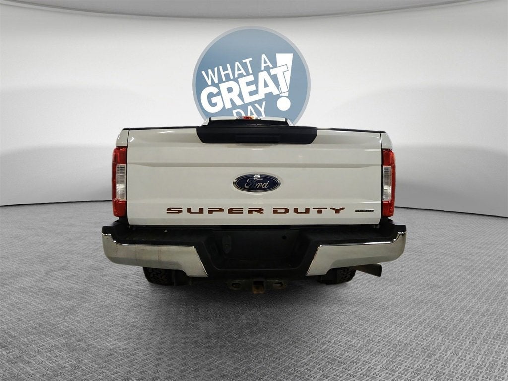 2017 Ford Super Duty F-250 SRW XLT