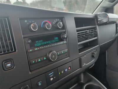 2025 Chevrolet Express Cutaway 3500 1WT