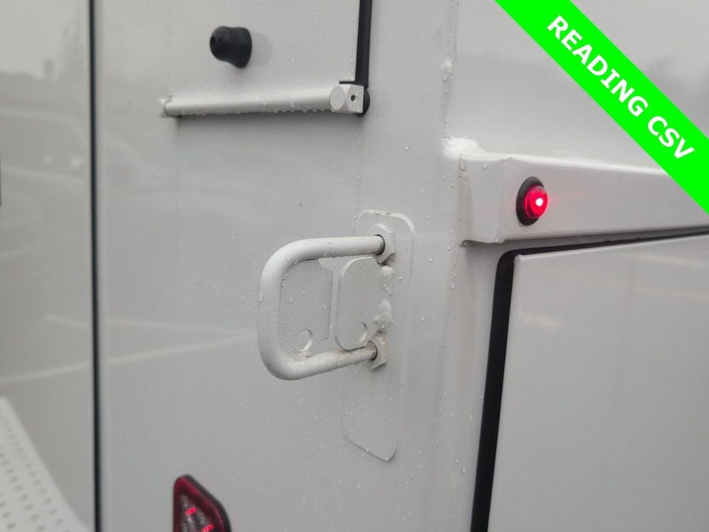 2025 Chevrolet Express Cutaway 3500 1WT