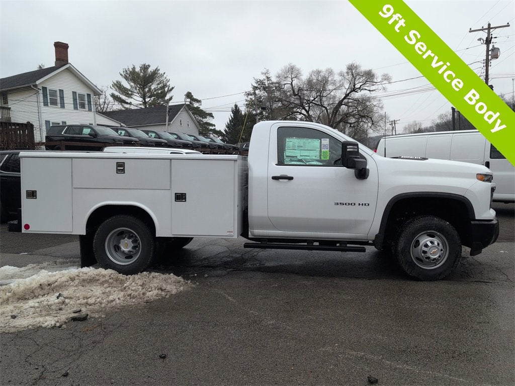 2025 Chevrolet Silverado 3500 HD Chassis Cab Work Truck