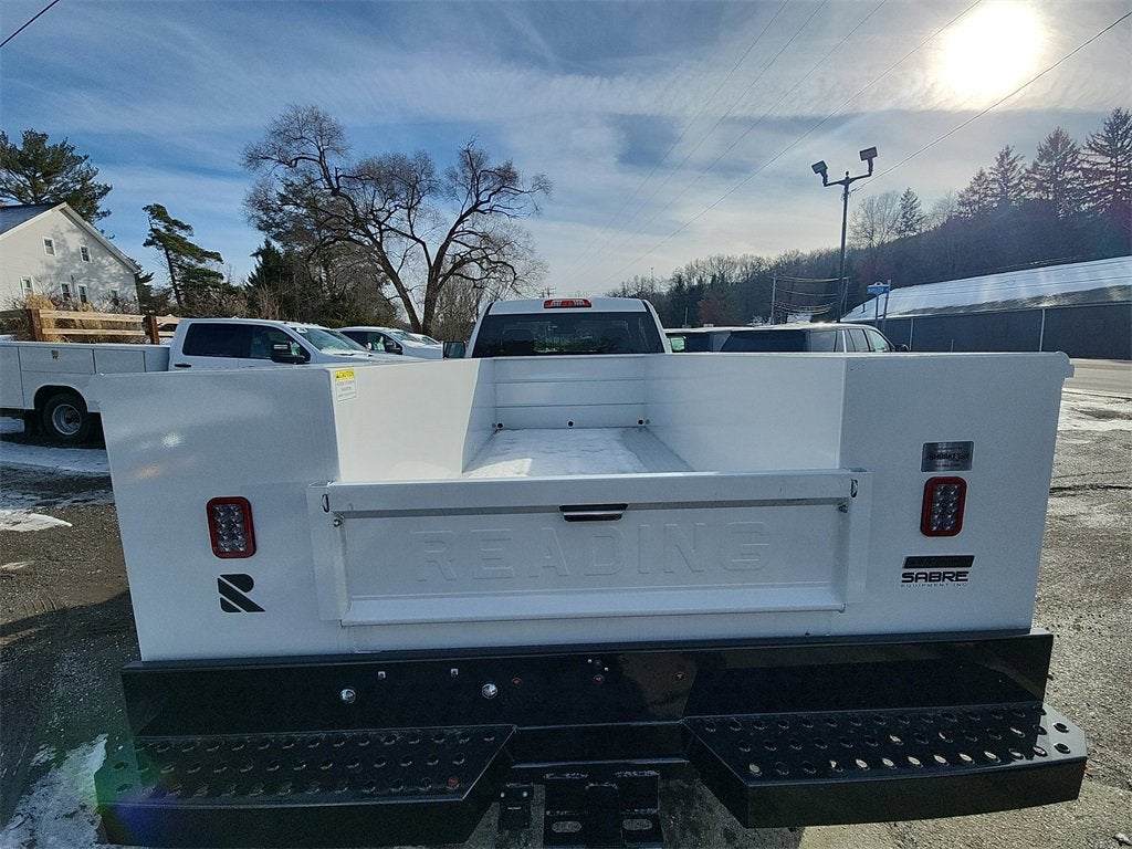 2025 Chevrolet Silverado 3500 HD Chassis Cab Work Truck