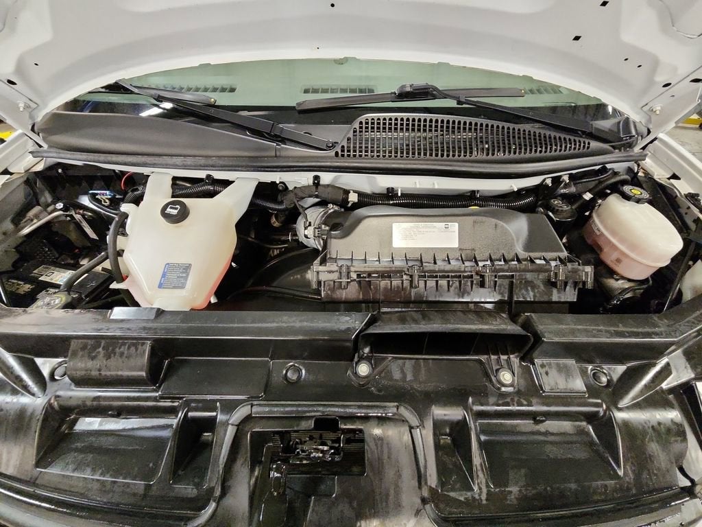 2022 Chevrolet Express Cargo 2500 WT
