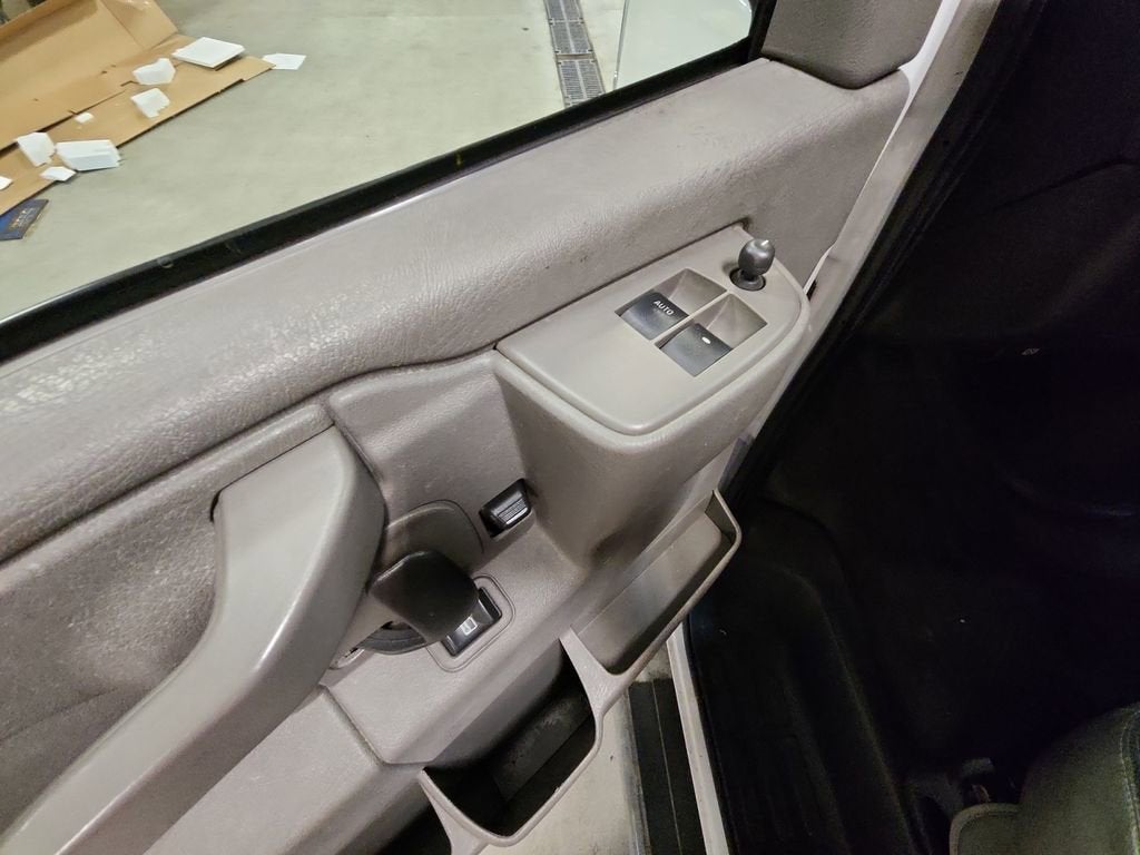 2022 Chevrolet Express Cargo 2500 WT