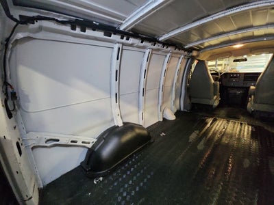 2022 Chevrolet Express Cargo 2500 WT