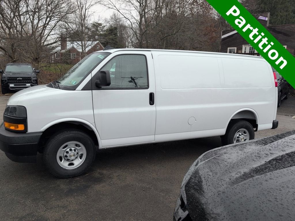 2025 Chevrolet Express Cargo 2500 WT