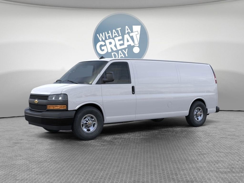 2026 Chevrolet Express Cargo WT