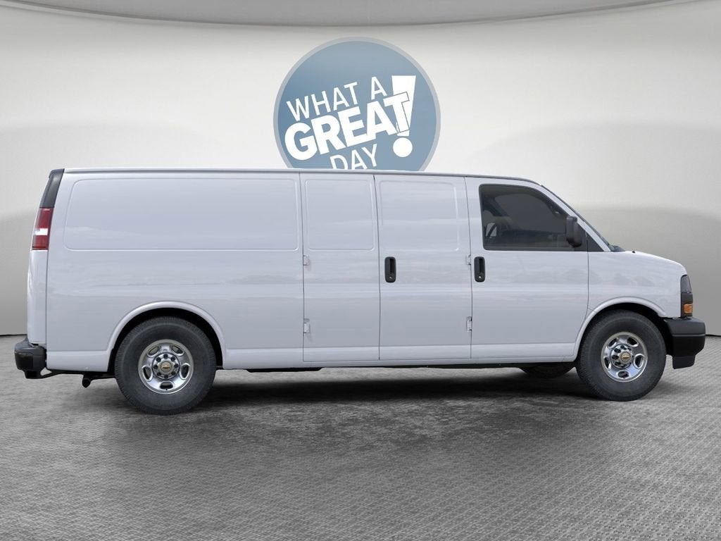 2026 Chevrolet Express Cargo WT