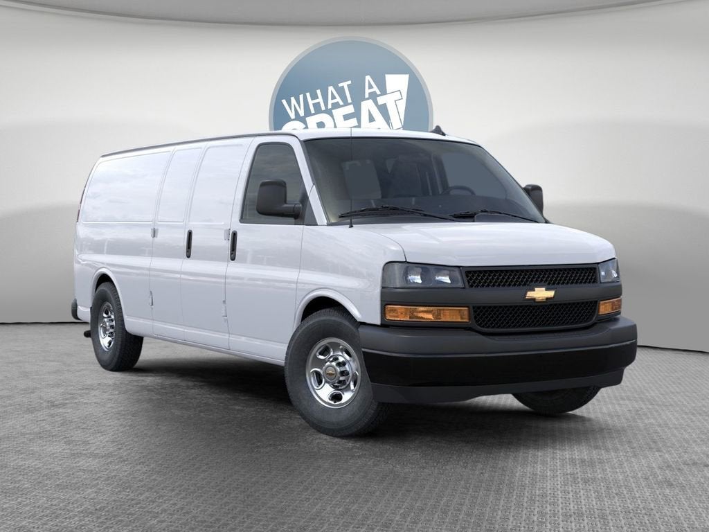 2026 Chevrolet Express Cargo WT