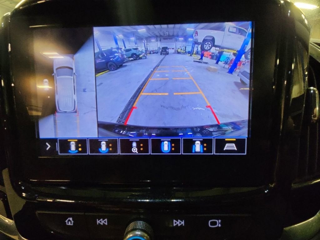 2020 Chevrolet Traverse LT Leather