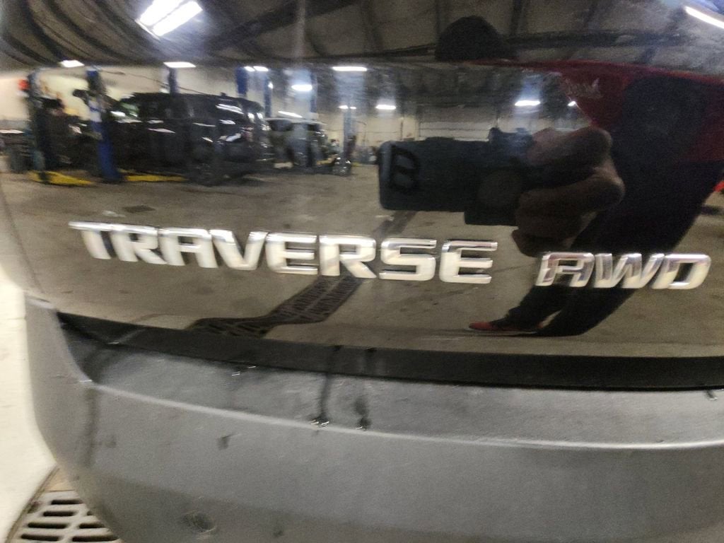 2020 Chevrolet Traverse LT Leather