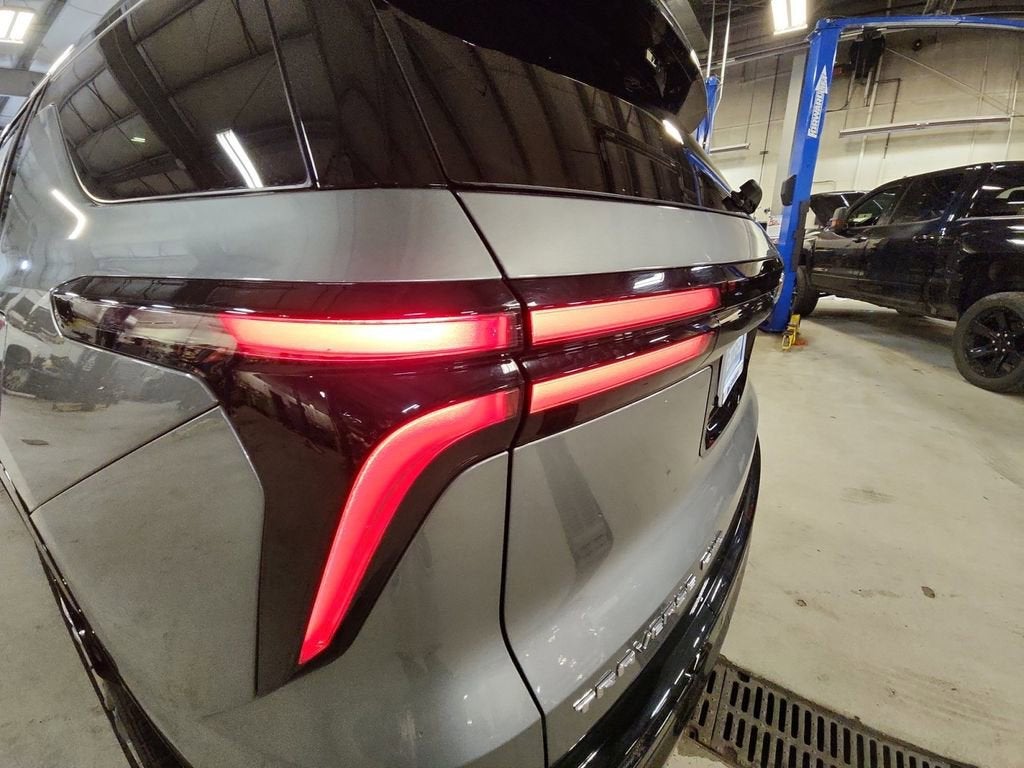 2025 Chevrolet Traverse High Country