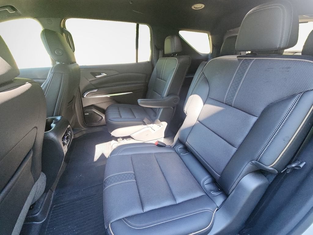2025 Chevrolet Traverse High Country