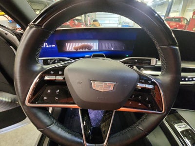 2024 Cadillac LYRIQ Luxury 2