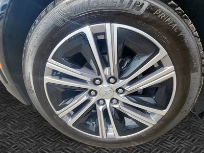 2024 Cadillac LYRIQ Luxury 2