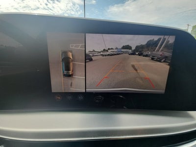 2024 Cadillac LYRIQ Luxury 2