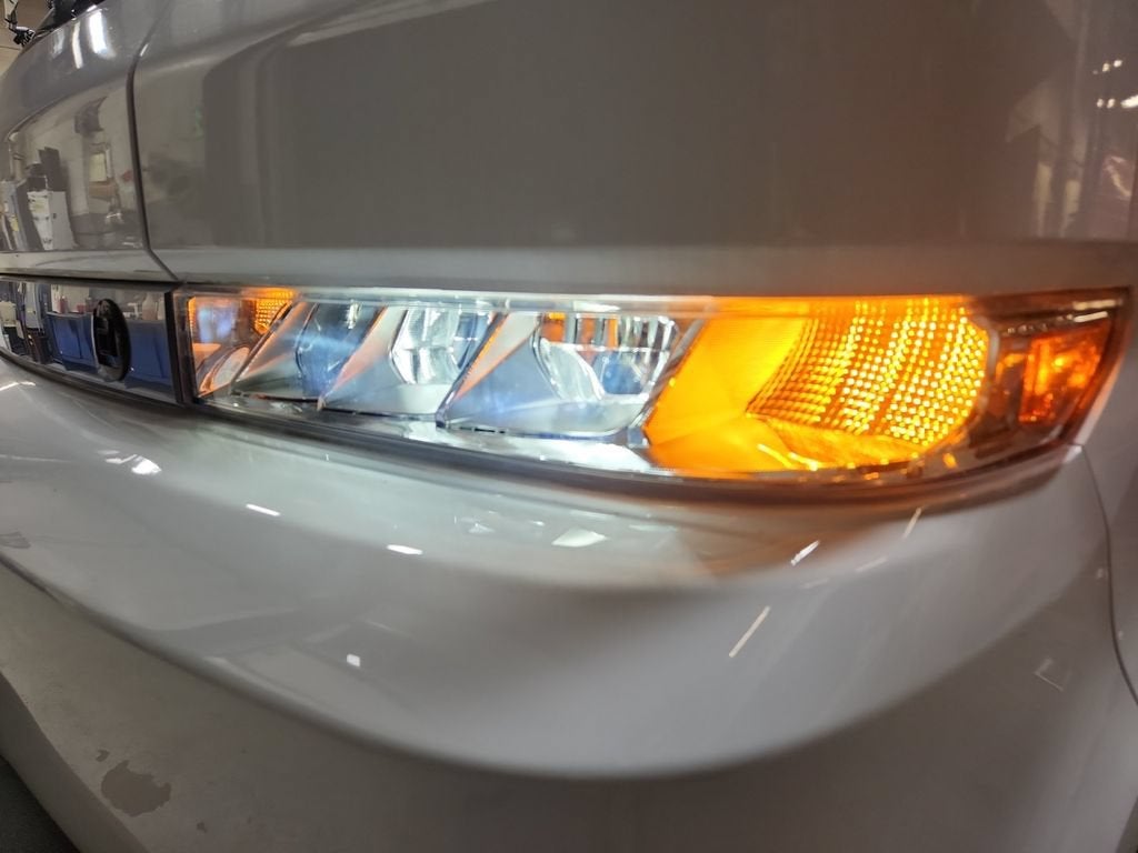 2024 BrightDrop Zevo 600 EJY