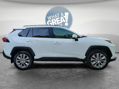 2020 Toyota RAV4 XLE Premium