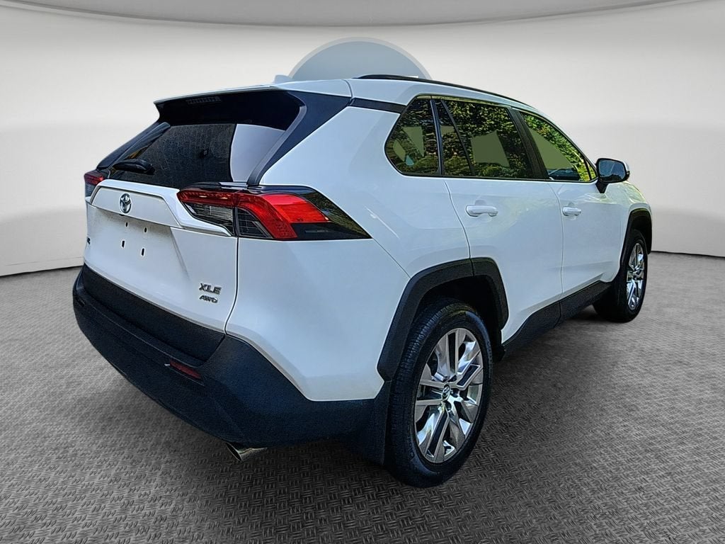 2020 Toyota RAV4 XLE Premium