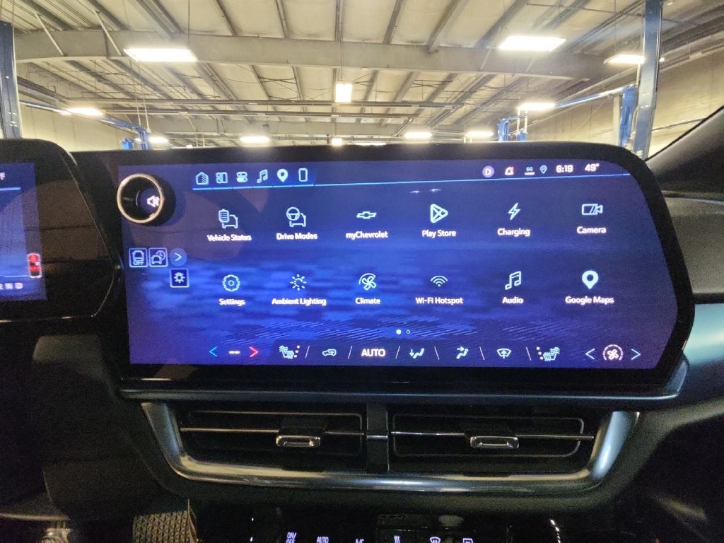 2024 Chevrolet Equinox EV 2LT