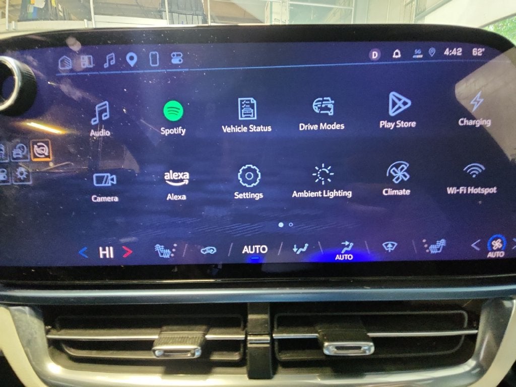 2024 Chevrolet Equinox EV 2LT