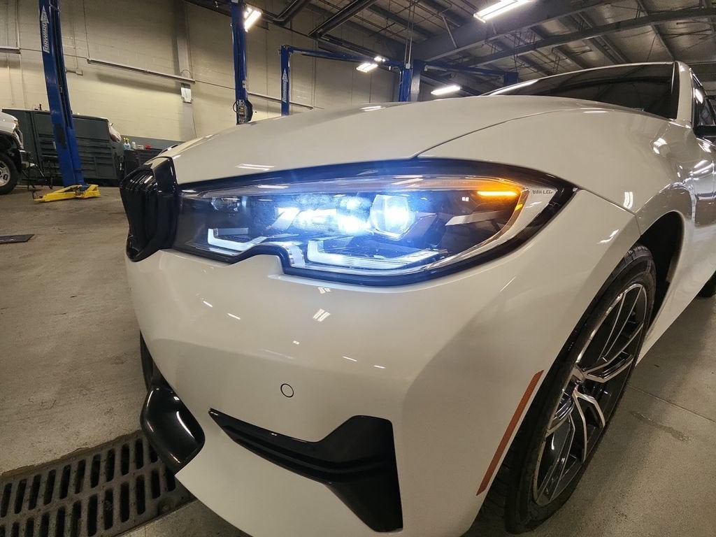 2022 BMW 330i xDrive
