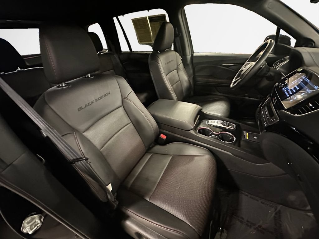 2025 Honda Passport AWD Black