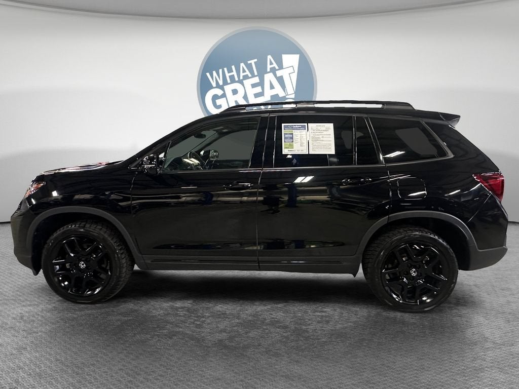 2025 Honda Passport AWD Black