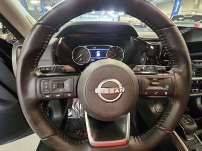 2025 Nissan Pathfinder SL 4WD