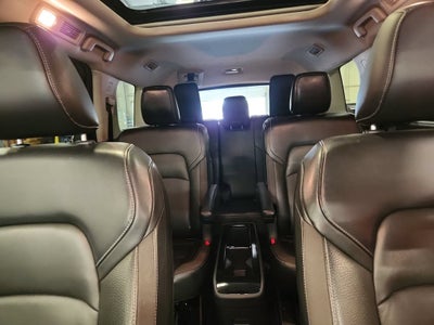 2025 Nissan Pathfinder SL 4WD