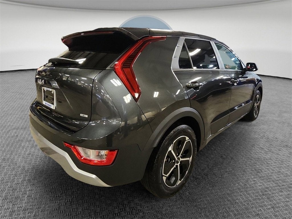 2023 Kia Niro LX