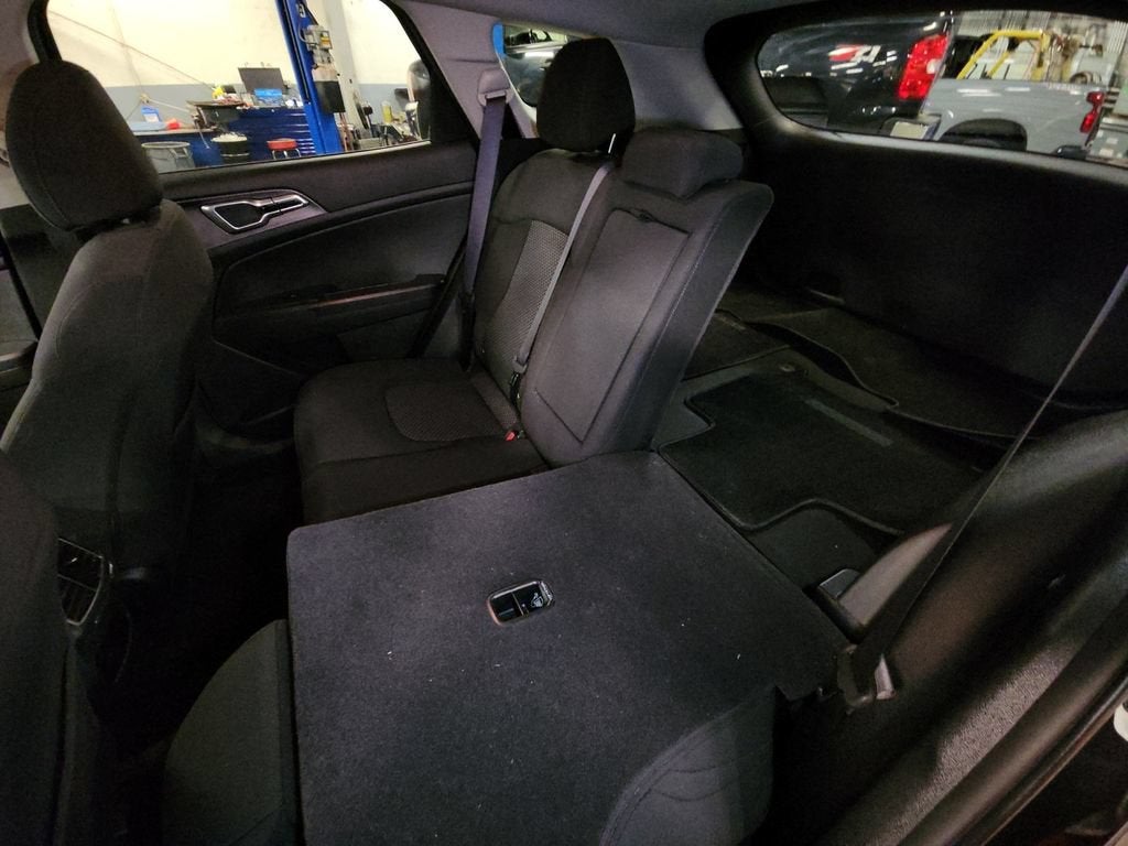2023 Kia Sportage Hybrid LX
