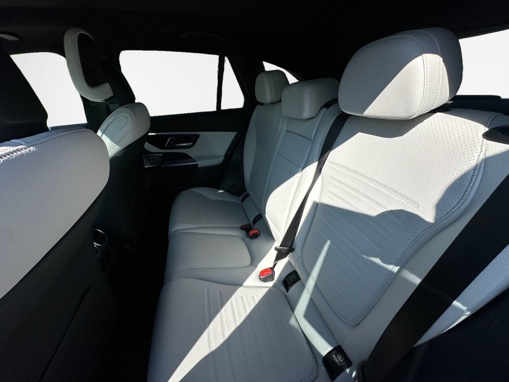 2025 Mercedes-Benz GLC 300 4MATIC® SUV