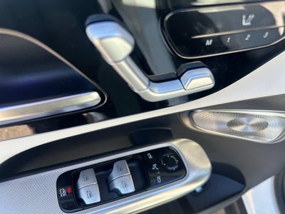 2025 Mercedes-Benz GLC 300 4MATIC® SUV