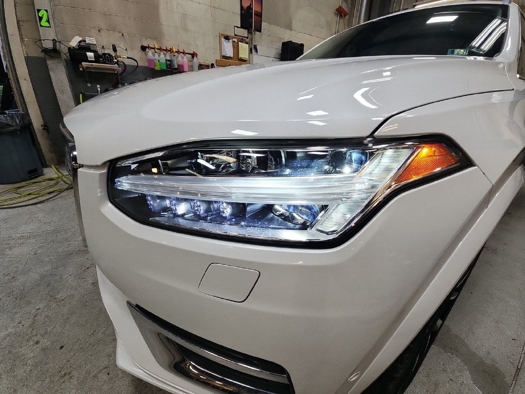 2024 Volvo XC90 B6 Plus Bright Theme 7-Seater