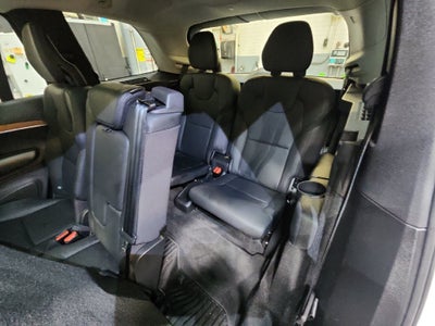 2024 Volvo XC90 B6 Plus Bright Theme 7-Seater