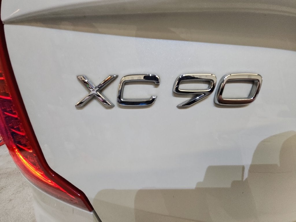 2024 Volvo XC90 B6 Plus Bright Theme 7-Seater