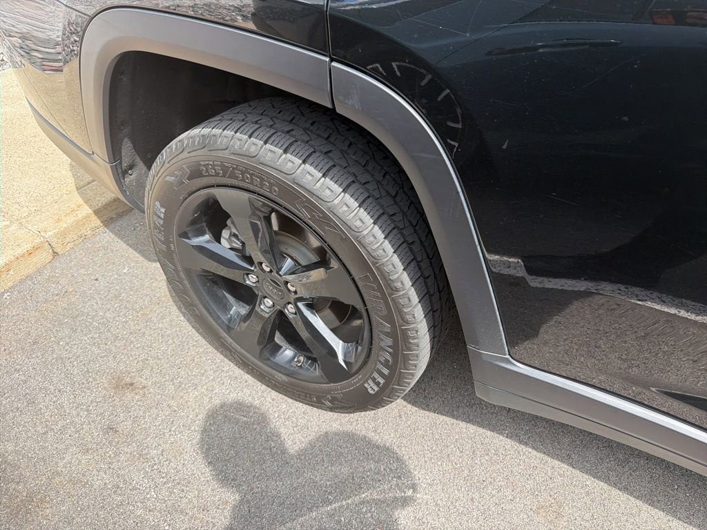 2023 Jeep Grand Cherokee L Altitude 4x4