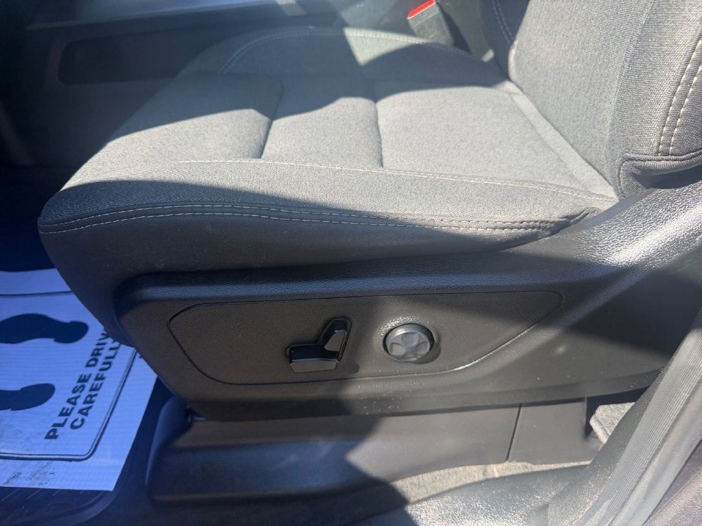 2020 RAM 1500 Big Horn Crew Cab 4x4 5'7" Box