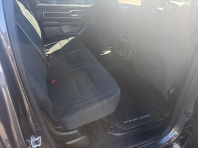 2020 RAM 1500 Big Horn Crew Cab 4x4 5'7" Box