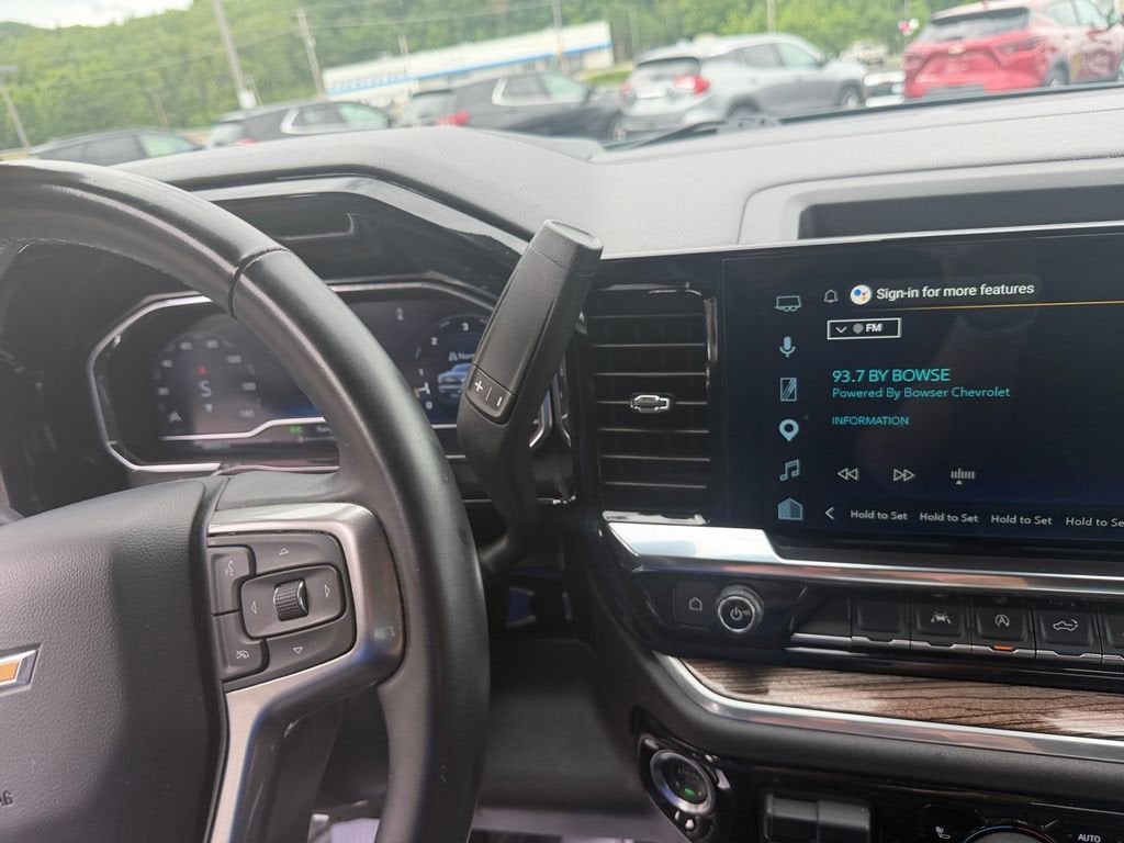 2025 Chevrolet Silverado 1500 LT