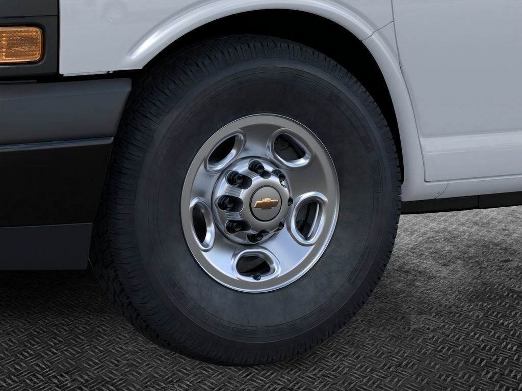 2026 Chevrolet Express Cargo 1WT