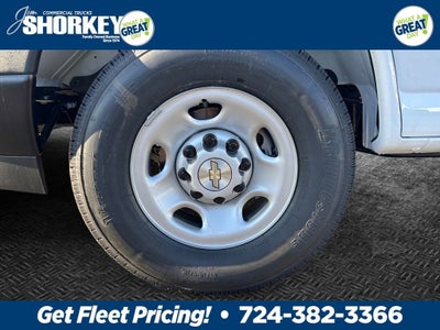 2025 Chevrolet Express Cargo WT