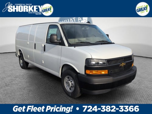 2025 Chevrolet Express Cargo 3500 WT