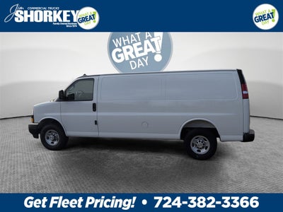 2025 Chevrolet Express Cargo 3500 WT