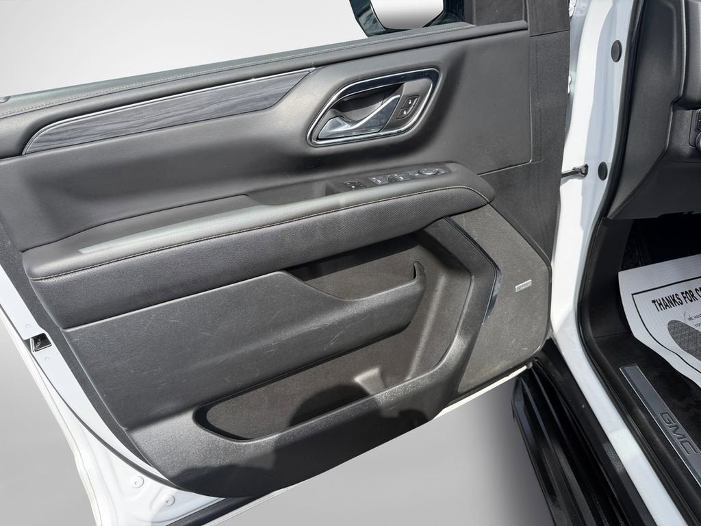 2024 GMC Yukon SLT